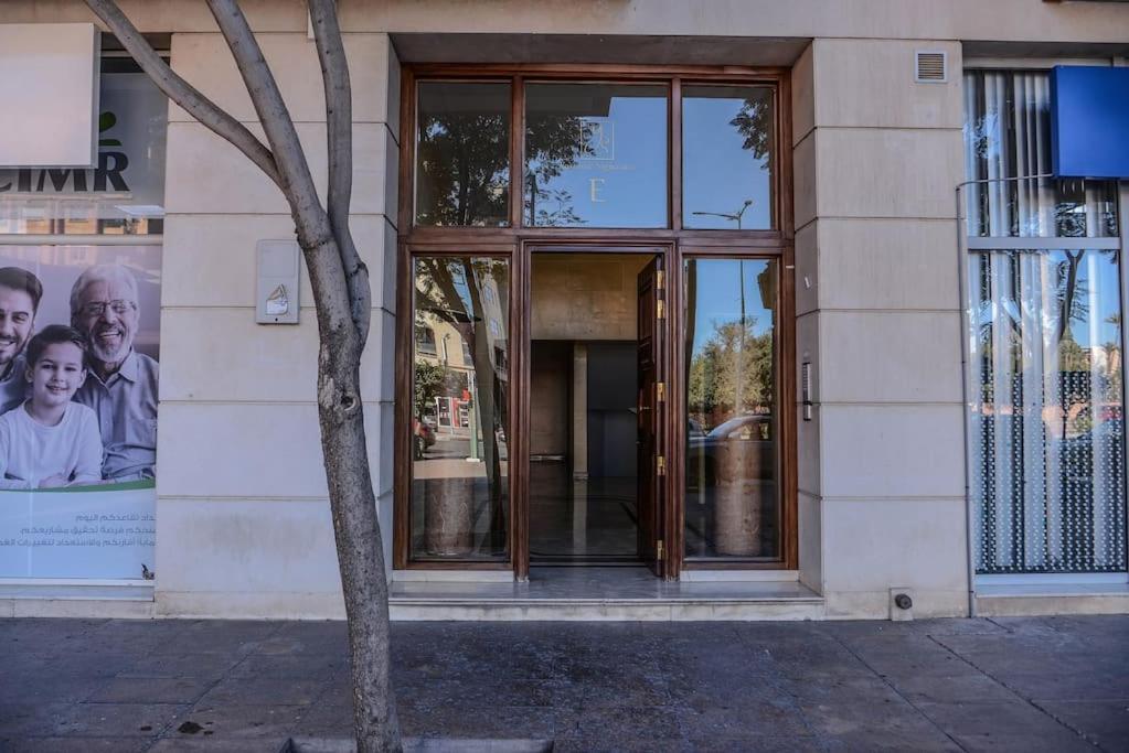 Beautiful, Great Equipped 122 M Holiday Apartment Near Majorelle Garden And Gueliz With Pool Views And A Large Balcony And Terrace Марракеш Экстерьер фото